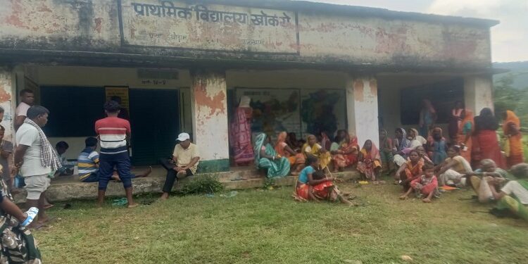 Jamshedpur rural women groups meet :  बोड़ाम के खोखरो प्रावि में महिला समूहों की बैठक में शराब भट्ठियां बंद कराने का निर्णय, शराब का अवैध कारोबार रोकवाने के लिए लेंगी पुलिस की मदद