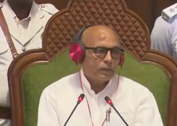 jharkhand vidhansabha- झारखंड विधानसभा में परीक्षाओं की सीबीआई जांच की मांग को लेकर विपक्ष का हंगामा, 8399.31 करोड़ का अनुपूरक बजट पेश