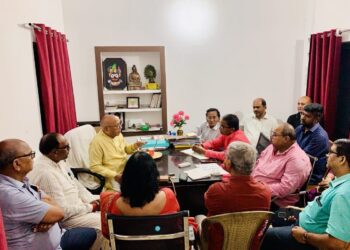 jamshedpur mla saryu roy meeting : 27 सितंबर को साकची पीपुल्स एकेडमी में सभी प्रधानाचार्यों की आवश्यक बैठक, झारखंड की शिक्षा व्यवस्था में व्याप्त खामियों को चिन्हित कर उसका समाधान खोजने के लिए हो रहा है 6 सितंबर का सेमिनार jamshedpur mla saryu roy meeting : 27 सितंबर को साकची पीपुल्स एकेडमी में सभी प्रधानाचार्यों की आवश्यक बैठक, झारखंड की शिक्षा व्यवस्था में व्याप्त खामियों को चिन्हित कर उसका समाधान खोजने के लिए हो रहा है 6 सितंबर का सेमिनार