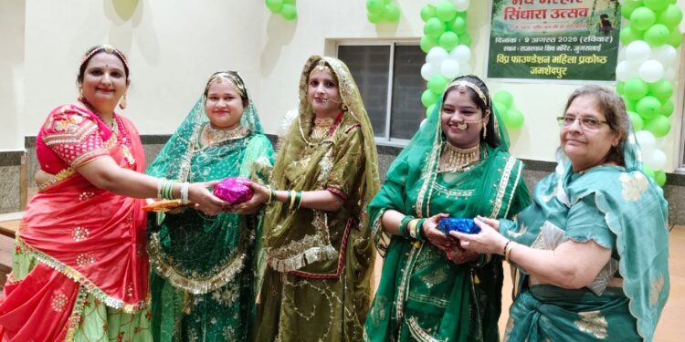 jamshedpur megh malhar sindhara utsav-विप्र फाउंडेशन महिला प्रकोष्ठ ने मनाया मेघ मल्हार सिंधारा उत्सव, टीना शर्मा बनीं सावन क्वीन