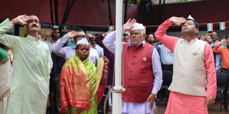Srinath University: श्रीनाथ विश्वविद्यालय में धूमधाम से मनाया गया 80वां स्वतंत्रता दिवस, देशभक्ति के रंग में रंगा पूरा परिसर