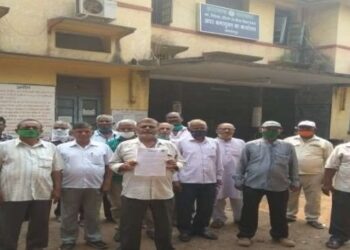 Tata motors convoy driver : टाटा मोटर्स के कान्वाई चालकों के मेडिकल बिल भुगतान पर बनी सहमति, आंदोलन स्थगित Tata motors convoy driver : टाटा मोटर्स के कान्वाई चालकों के मेडिकल बिल भुगतान पर बनी सहमति, आंदोलन स्थगित