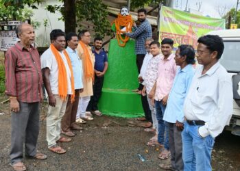 jamshedpur rural-शहीद निर्मल महतो के शहादत दिवस पर भाजपाईयों ने दी श्रद्धांजलि