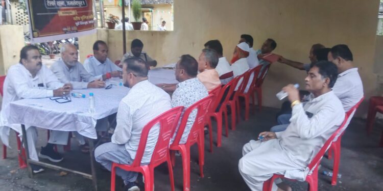jamshedpur shanti samity meeting telco : टेल्को थाना शांति समिति की बैठक में ईद मिलादुन्नबी पर्व की तैयारी, शांति व्यवस्था कायम रखने पर जोर jamshedpur shanti samity meeting telco : टेल्को थाना शांति समिति की बैठक में ईद मिलादुन्नबी पर्व की तैयारी, शांति व्यवस्था कायम रखने पर जोर