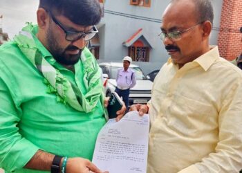 Jamshedpur jugsalai mla meet jharkhand minister : जुगसलाई में बाढ़ से राहत के लिए स्लुइस गेट के निर्माण की मांग, रांची में जल संसाधन मंत्री से मिले विधायक मंगल कालिंदी Jamshedpur jugsalai mla meet jharkhand minister : जुगसलाई में बाढ़ से राहत के लिए स्लुइस गेट के निर्माण की मांग, रांची में जल संसाधन मंत्री से मिले विधायक मंगल कालिंदी