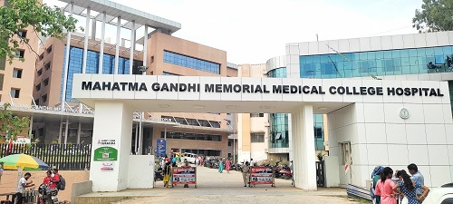Jamshedpur mgm hospital : एमजीएम अस्पताल से 12 दिन बाद स्वस्थ होकर लौटी 8 माह की बच्ची, ब्रेन मलेरिया समेत कई गंभीर बीमारियों से थी पीड़ित Jamshedpur mgm hospital : एमजीएम अस्पताल से 12 दिन बाद स्वस्थ होकर लौटी 8 माह की बच्ची, ब्रेन मलेरिया समेत कई गंभीर बीमारियों से थी पीड़ित