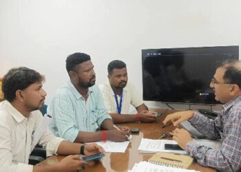 Jamshedpur mukhi samaj : जमशेदपुर के सभी मुखी बस्तियों में नियमित फॉगिंग, एंटी-लार्वा छिड़काव एवं साफ-सफाई की मांग Jamshedpur mukhi samaj : जमशेदपुर के सभी मुखी बस्तियों में नियमित फॉगिंग, एंटी-लार्वा छिड़काव एवं साफ-सफाई की मांग