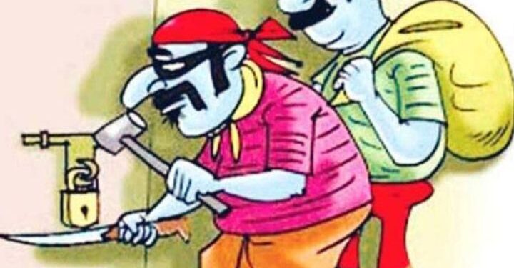 Jamshedpur theft – गोलमुरी में बंद घर को चोरों ने बनाया निशाना, आभूषण, बर्तन सहित अन्य सामान उड़ाए Jamshedpur theft – गोलमुरी में बंद घर को चोरों ने बनाया निशाना, आभूषण, बर्तन सहित अन्य सामान उड़ाए