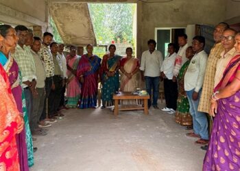 Jamshedpur rural : जोहार भारत फाउंडेशन के तत्वावधान में रक्षाबंधन कार्यक्रम 27 को, पद्मश्री जमुना टुडू के नेतृत्व में महिलाएं साल पेड़ में रक्षा सूत्र बांधकर लेगी जंगल संरक्षण का संकल्प Jamshedpur rural : जोहार भारत फाउंडेशन के तत्वावधान में रक्षाबंधन कार्यक्रम 27 को, पद्मश्री जमुना टुडू के नेतृत्व में महिलाएं साल पेड़ में रक्षा सूत्र बांधकर लेगी जंगल संरक्षण का संकल्प