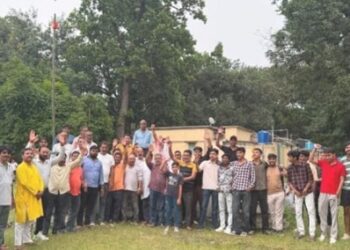 Jamshedpur bhumi pujan : टेल्को क्रॉस रोड में दुर्गा पूजा पंडाल का हुआ भूमि पूजन, मंदिरनुमा पंडाल रहेगा आकर्षण का केंद्र Jamshedpur bhumi pujan : टेल्को क्रॉस रोड में दुर्गा पूजा पंडाल का हुआ भूमि पूजन, मंदिरनुमा पंडाल रहेगा आकर्षण का केंद्र