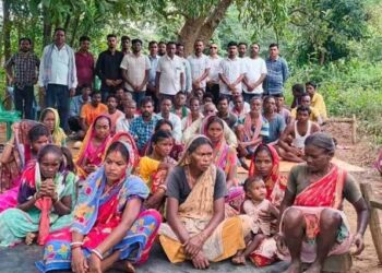 Jamshedpur rural – पटमदा के माकुला में पुश्तैनी जमीन से बेदखल किए जाने की आशंका, ग्रामीणों ने जताई चिंता