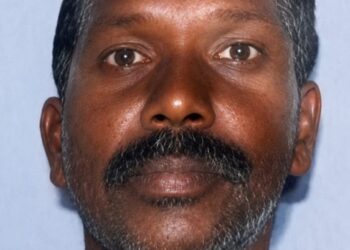Saraikela body found : तिरुलडीह में ट्रेन की चपेट में आने से अधेड़ की मौत, रेलवे ट्रैक पर क्षत-विक्षत अवस्था में मिला शव Saraikela body found : तिरुलडीह में ट्रेन की चपेट में आने से अधेड़ की मौत, रेलवे ट्रैक पर क्षत-विक्षत अवस्था में मिला शव