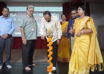 Srinath college : राष्ट्रीय खेल दिवस पर श्रीनाथ कॉलेज में ‘खेलो इंडिया संवाद’ कार्यक्रम आयोजित, सांसद विद्युत वरण महतो व द्रोणाचार्य पुरस्कार विजेता पूर्णिमा महतो ने लिया हिस्सा Srinath college : राष्ट्रीय खेल दिवस पर श्रीनाथ कॉलेज में ‘खेलो इंडिया संवाद’ कार्यक्रम आयोजित, सांसद विद्युत वरण महतो व द्रोणाचार्य पुरस्कार विजेता पूर्णिमा महतो ने लिया हिस्सा