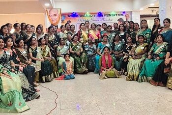Jamshedpur savan mahotsav : पटेल महापरिवार ने धूमधाम से मनाया महिला सावन महोत्सव, सावन क्वीन बनी सोनी कुमारी Jamshedpur savan mahotsav : पटेल महापरिवार ने धूमधाम से मनाया महिला सावन महोत्सव, सावन क्वीन बनी सोनी कुमारी
