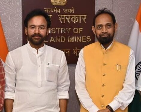 Jamshedpur mp initiative : जमशेदपुर के सांसद केंद्रीय कोयला व खान मंत्री से मिले, मऊभंडार और अन्य एरिया की बंद खदानों को चालू कराने की होगी बड़ी पहल Jamshedpur mp initiative : जमशेदपुर के सांसद केंद्रीय कोयला व खान मंत्री से मिले, मऊभंडार और अन्य एरिया की बंद खदानों को चालू कराने की होगी बड़ी पहल