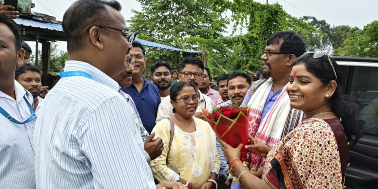 jamshedpur rural-अजजा आयोग की अध्यक्ष डॉ आशा लकड़ा ने यूसिल प्रभावित गांवों का किया दौरा, विस्थापितों का जाना दर्द jamshedpur rural-अजजा आयोग की अध्यक्ष डॉ आशा लकड़ा ने यूसिल प्रभावित गांवों का किया दौरा, विस्थापितों का जाना दर्द