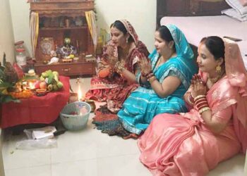 jamshedpur hartalika teej- जमशेदपुर व आसपास के इलाकों में हरतालिका तीज की धूम, निर्जला व्रत,सोलह शृंगार व शिव पार्वती की पूजा, मंगलवार को पारण jamshedpur hartalika teej- जमशेदपुर व आसपास के इलाकों में हरतालिका तीज की धूम, निर्जला व्रत,सोलह शृंगार व शिव पार्वती की पूजा, मंगलवार को पारण