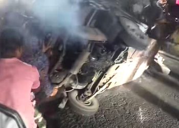 Jamshedpur accident : सिदगोड़ा में ऑटो पलटा, चालक समेत अन्य घायल