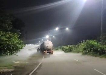 Jamshedpur gas leakage : जमशेदपुर के मरीन ड्राइव में गैस सिलेंडर से लीक होने लगा एलपीजी, मची अफरा तफरी