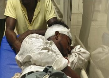 Jamshedpur mgm hospital negligence : एमजीएम अस्पताल मे फिर लापरवाही का बड़ा मामला आया सामने, आदिम जनजाति के मरीज को इलाज के लिए तरसना पड़ा Jamshedpur mgm hospital negligence : एमजीएम अस्पताल मे फिर लापरवाही का बड़ा मामला आया सामने, आदिम जनजाति के मरीज को इलाज के लिए तरसना पड़ा
