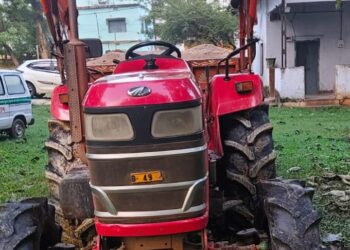 jamshedpur rural police action- अवैध बालू से लदा दो ट्रैक्टर को चाकुलिया पुलिस ने किया जब्त, बालू माफिया में हड़कंप jamshedpur rural police action- अवैध बालू से लदा दो ट्रैक्टर को चाकुलिया पुलिस ने किया जब्त, बालू माफिया में हड़कंप