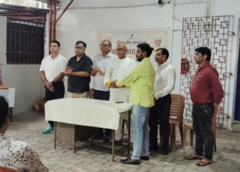 jamshedpur teachers day : वीणापाणि पाठशाला में आयोजित हुआ कार्यक्रम, जमशेदपुर के विधायक सरयू राय ने लिया हिस्सा, स्कूल का होगा कायाकल्प jamshedpur teachers day : वीणापाणि पाठशाला में आयोजित हुआ कार्यक्रम, जमशेदपुर के विधायक सरयू राय ने लिया हिस्सा, स्कूल का होगा कायाकल्प