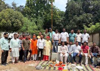 jamshedpur bhumi pujan-बारीडीह स्टूडेंट्स क्लब का भूमि पूजन संपन्न, दुर्गा पूजा की तैयारियों में जुटे समिति के सदस्य