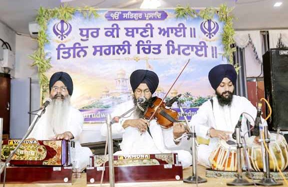 jamshedpur sikh samaj-‘धुर की वाणी आई…’के शबद से गूंजा सोनारी गुरुद्वारा साहिब,प्रकाश उत्सव पर उमड़ी संगत, गुरबाणी कीर्तन से माहौल भक्तिमय,हजूरी रागी जत्थों ने गुरबाणी कीर्तन से संगत को किया निहाल jamshedpur sikh samaj-‘धुर की वाणी आई…’के शबद से गूंजा सोनारी गुरुद्वारा साहिब,प्रकाश उत्सव पर उमड़ी संगत, गुरबाणी कीर्तन से माहौल भक्तिमय,हजूरी रागी जत्थों ने गुरबाणी कीर्तन से संगत को किया निहाल