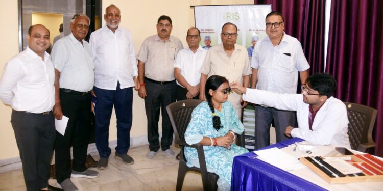 jamshedpur rajasthan kalyan parishad-साकची अग्रसेन भवन में राजस्थान कल्याण परिषद ने लगाया निःशुल्क चिकित्सा शिविर, 85 लोगों की हुई स्वास्थ्य जांच