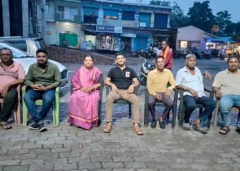 jamshedpur rural- हल्दीपोखर रेलवे साइडिंग प्रदूषण के खिलाफ जनआंदोलन की तैयारी,12 सितंबर से चलेगा हस्ताक्षर अभियान, ग्रामीणों को जोड़कर आंदोलन को व्यापक रूप देने की घोषणा
