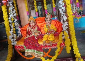 jamshedpur rural- सरस्वती शिशु विद्या मंदिर स्कूल,चाकुलिया में जन्माष्टमी महोत्सव का आयोजन, राधा-कृष्ण रूप सज्जा सह मटकी फोड़ प्रतियोगिता आयोजित jamshedpur rural- सरस्वती शिशु विद्या मंदिर स्कूल,चाकुलिया में जन्माष्टमी महोत्सव का आयोजन, राधा-कृष्ण रूप सज्जा सह मटकी फोड़ प्रतियोगिता आयोजित
