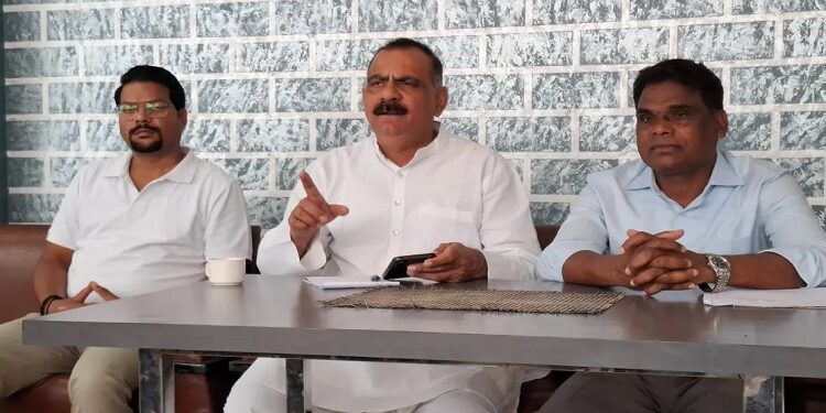 Jharkhand congress to oppose mining bill : केंद्र सरकार के खनन बिल के खिलाफ आंदोलन करेगी कांग्रेस, पार्टी ने आर्थिक नाकेबंदी की भी दी चेतावनी