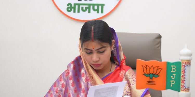 Jamshedpur east mla purnima sahu : एग्रीको सड़क हादसा को लेकर गुस्साई जमशेदपुर पूर्वी विधायक पूर्णिमा साहू, कहा – हादसे नहीं रुके तों करूंगी आंदोलन