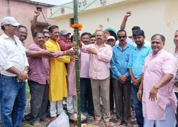 Jamshedpur bhumi pujan : बिरसानगर में शिव बॉयज कमेटी ने किया दुर्गा पूजा पंडाल का भूमि पूजन, विधायक मंगल कालिंदी रहें मौजूद Jamshedpur bhumi pujan : बिरसानगर में शिव बॉयज कमेटी ने किया दुर्गा पूजा पंडाल का भूमि पूजन, विधायक मंगल कालिंदी रहें मौजूद
