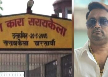 Jamshedpur businessman nikhar sablok murder case : जमशेदपुर के कारोबारी निखार सबलोक हत्याकांड का मास्टरमाइंड अशोक सिंह राघव को टीएमएच से मिली छुट्टी, पुलिस ने भेजा सरायकेला जेल, अस्पताल जाने की है जुगत