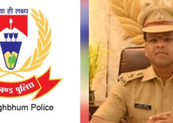 Jamshedpur ssp in action : जमशेदपुर के एसएसपी डॉ एतेशाम बकारिब का कमाल, डायल 112 का कर रहे भरपूर इस्तेमाल, हर संकट में याद रखे नंबर, जनहित में पुलिस त्वरित कर रही है कार्रवाई Jamshedpur ssp in action : जमशेदपुर के एसएसपी डॉ एतेशाम बकारिब का कमाल, डायल 112 का कर रहे भरपूर इस्तेमाल, हर संकट में याद रखे नंबर, जनहित में पुलिस त्वरित कर रही है कार्रवाई