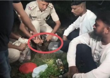 Jamshedpur police action – सिदगोड़ा में शराब पी रहे दो युवक हथियार के साथ  पकड़ाये, पूछताछ जारी