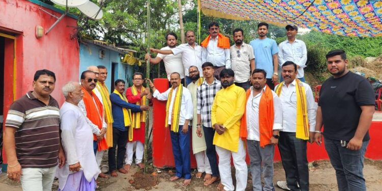 Jamshedpur durga puja : राहरगोड़ा में श्रीश्री दुर्गा पूजा समिति शिव काली मंदिर पूजा पंडाल का हुआ भूमि पूजन, आयोजन की तैयारी अंतिम चरण में