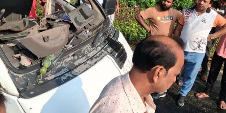 Jamshedpur accident: टेल्को में ब्रेक फेल होने से अनियंत्रित स्कूल वैन डिवाइडर पर चढ़ी, 10 बच्चे घायल, 3 गंभीर