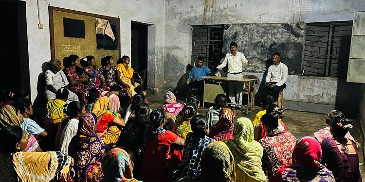 Jamshedpur jmm protest : खान एवं खनिज संशोधन विधेयक के खिलाफ 7 को प्रखंड कार्यालय पर प्रदर्शन, जमशेदपुर प्रखंड झामुमो अध्यक्ष पलटन मुर्मू ने की घोषणा