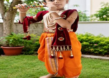 Jamshedpur janmashtmi : जमशेदपुर में श्रद्धा एवं उत्साह के साथ मनी जन्माष्टमी, राधा-कृष्ण के रूप में सजे बच्चों ने सबका ध्यान खींचा