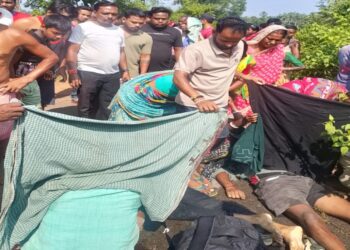Jamshedpur rural two died in road accident : बहरागोड़ा के मानुषमुरिया में सड़क दुर्घटना में दो लोगों की मौत, पुलिस जांच में जुटी Jamshedpur rural two died in road accident : बहरागोड़ा के मानुषमुरिया में सड़क दुर्घटना में दो लोगों की मौत, पुलिस जांच में जुटी