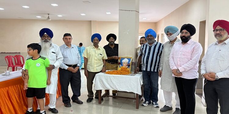 Jamshedpur khalsa school teachers day : बर्मामाइंस खालसा स्कूल में हर्षोल्लास के साथ मना शिक्षक दिवस, बच्चों की रंगारंग प्रस्तुतियों ने सबका मन मोहा