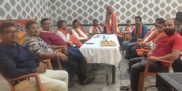 Jharkhand deoghar kesarwani vaishya mahasabha meeting : देवघर में अखिल भारतीय केसरवानी वैश्य महासभा के देवघर जोन की बैठक आयोजित, संगठन संकल्प अभियान के तहत संगठन की मजबूती का लिया गया संकल्प
