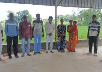 Jamshedpur rural minister late sudivya sonu remembered : हेंदलजुड़ी में शिक्षा मंत्री सुदिव्य कुमार सोनू को दी गई श्रद्धांजलि, पंचायत प्रतिनिधियों ने दिवंगत आत्मा की शांति के लिए की प्रार्थना Jamshedpur rural minister late sudivya sonu remembered : हेंदलजुड़ी में शिक्षा मंत्री सुदिव्य कुमार सोनू को दी गई श्रद्धांजलि, पंचायत प्रतिनिधियों ने दिवंगत आत्मा की शांति के लिए की प्रार्थना