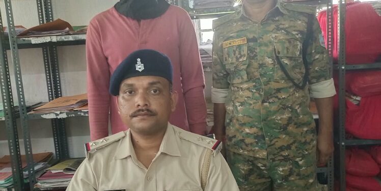Jamshedpur rural youth arrested with brown sugar :  जादूगोड़ा पुलिस को नशा के विरुद्ध  अभियान में बड़ी सफलता, 15 पुड़िया ब्राउन शुगर के साथ युवक गिरफ्तार