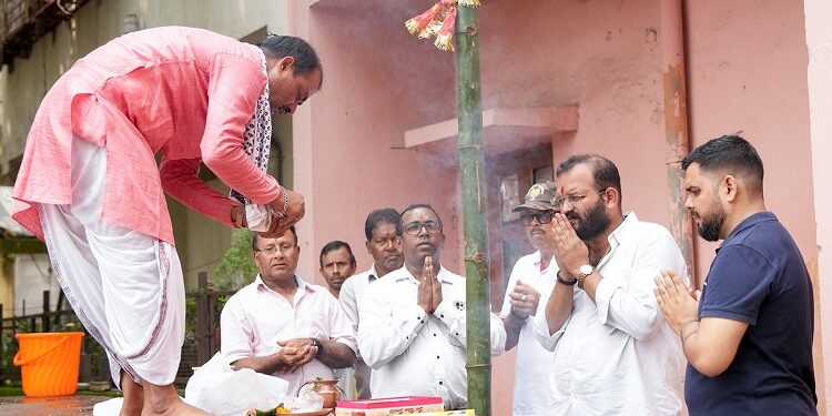 Jamshedpur sonari pardesipara durgapuja : जमशेदपुर के सोनारी परदेसीपाड़ा में श्री श्री सार्वजनिक दुर्गापूजा के लिए हुआ भूमि पूजन, यहां 1984 से होती आ रही है दुर्गापूजा