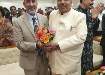 jharkhand visit of supreme court justice : सर्वोच्च न्यायालय के न्यायाधीश, न्यायमूर्ति चन्द्रशेखर और मुख्य न्यायाधीश न्यायमूर्ति सोनक से मिले झारखंड बार काउंसिल के वाइस चेयरमैन राजेश शुक्ल, किया अभिनंदन jharkhand visit of supreme court justice : सर्वोच्च न्यायालय के न्यायाधीश, न्यायमूर्ति चन्द्रशेखर और मुख्य न्यायाधीश न्यायमूर्ति सोनक से मिले झारखंड बार काउंसिल के वाइस चेयरमैन राजेश शुक्ल, किया अभिनंदन