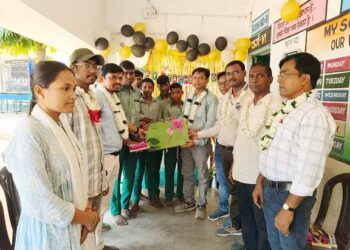 jamshedpur rural- बहरागोड़ा, चाकुलिया और गुड़ाबांदा में धूमधाम से मना शिक्षक दिवस, सांस्कृतिक कार्यक्रम आयोजित jamshedpur rural- बहरागोड़ा, चाकुलिया और गुड़ाबांदा में धूमधाम से मना शिक्षक दिवस, सांस्कृतिक कार्यक्रम आयोजित