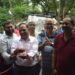 jamshedpur initiative : जुगसलाई बलदेव बस्ती में ईया फाउंडेशन ने टाटा वर्कर्स यूनियन के कमेटी मेंबर श्याम सुंदर गोप का मनाया जन्मदिन, जरूरतमंदों की मदद के साथ मनाया अपना जन्मदिवस jamshedpur initiative : जुगसलाई बलदेव बस्ती में ईया फाउंडेशन ने टाटा वर्कर्स यूनियन के कमेटी मेंबर श्याम सुंदर गोप का मनाया जन्मदिन, जरूरतमंदों की मदद के साथ मनाया अपना जन्मदिवस